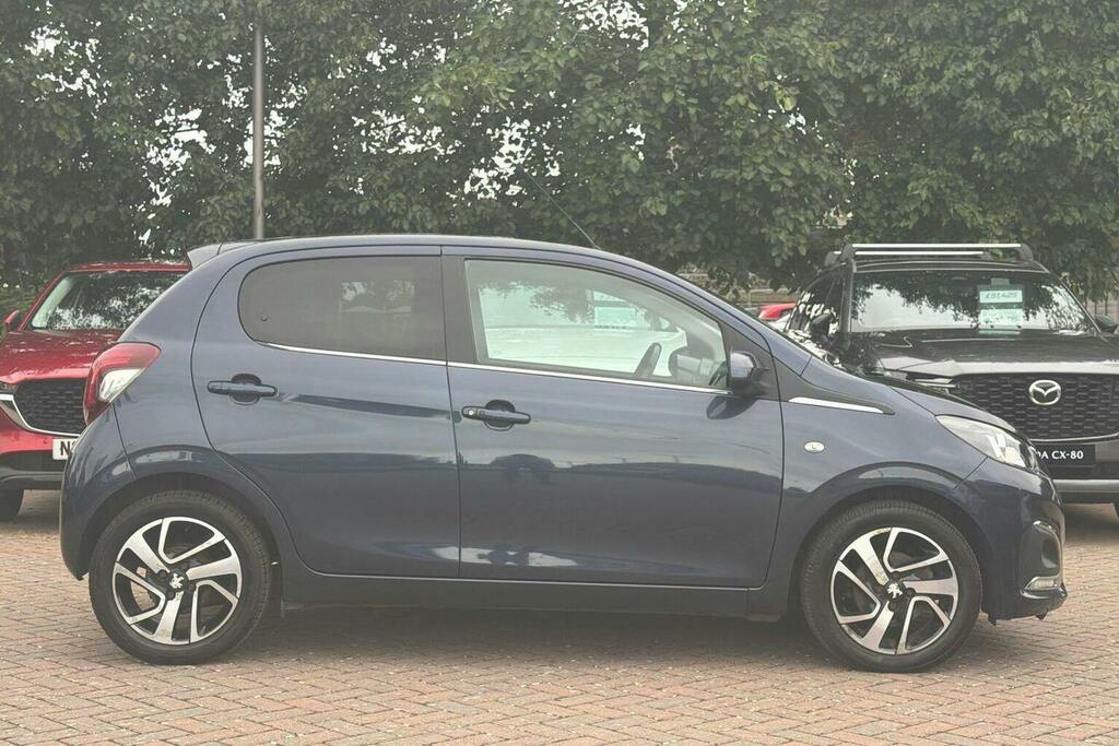 Peugeot 108 1.2 Puretech Allure Hatchback Blue #2