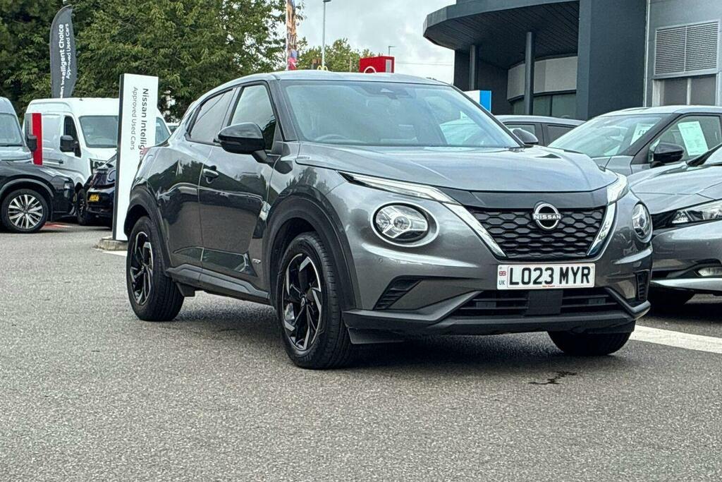 Nissan Juke 1.6 N Connecta Suv Hybrid Grey