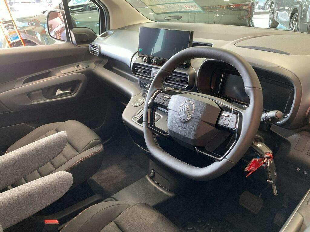Citroen Berlingo Max Green #7
