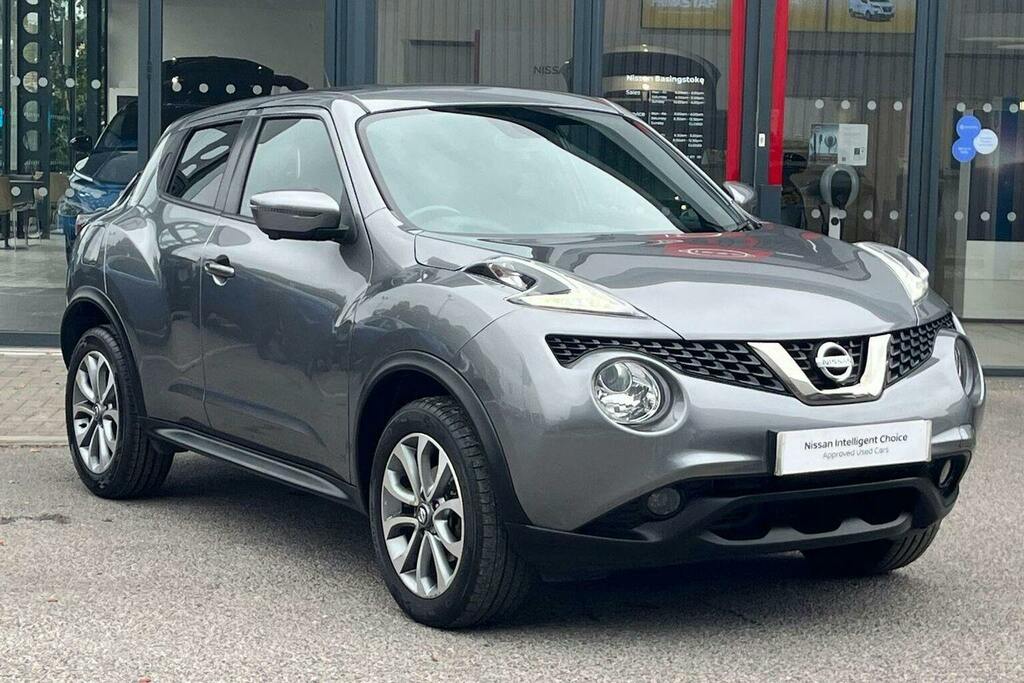 Nissan Juke Acenta White #1