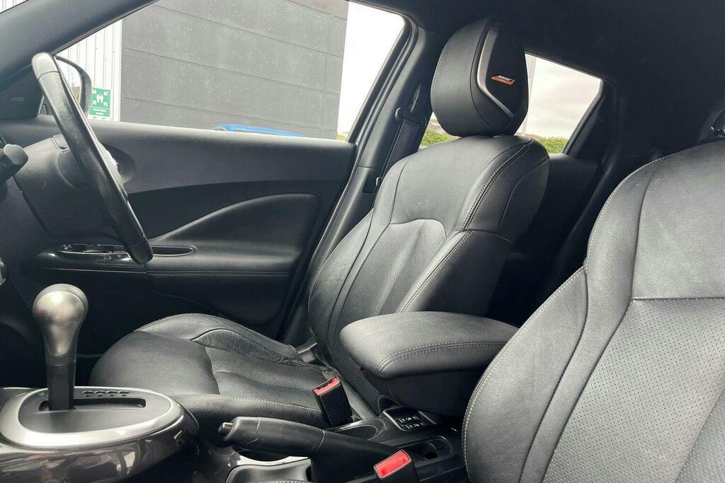 Nissan Juke Acenta White #16