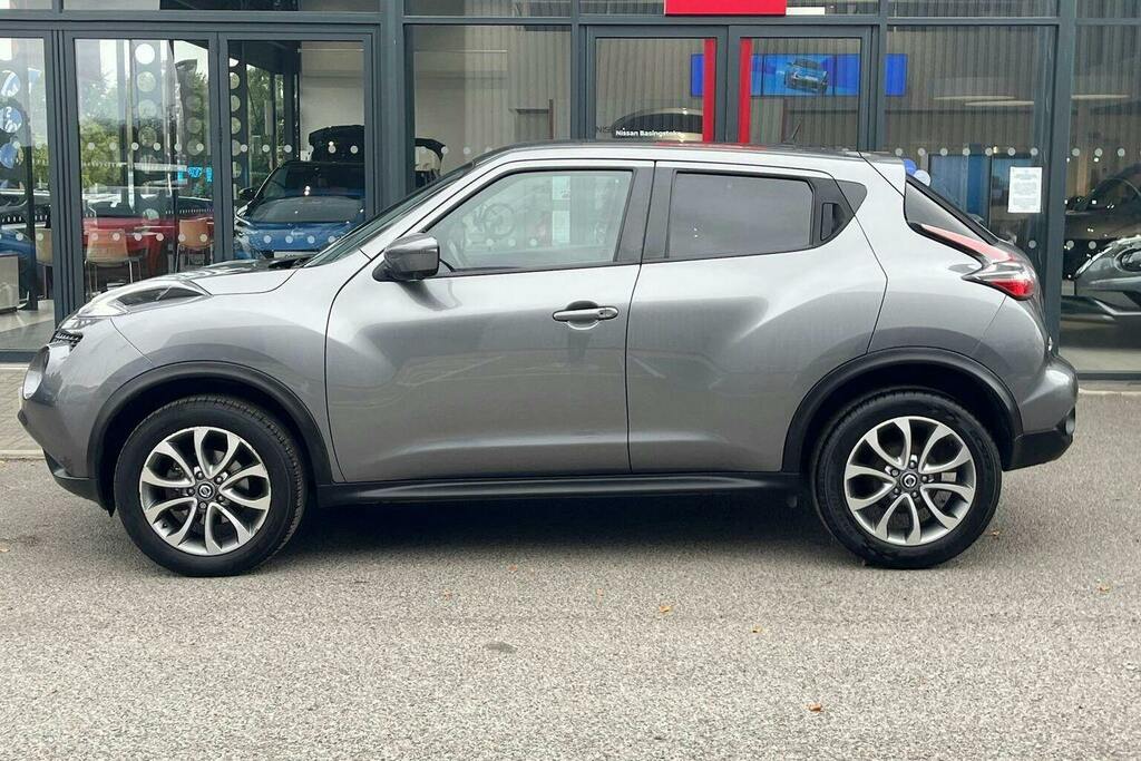 Nissan Juke Acenta White #6