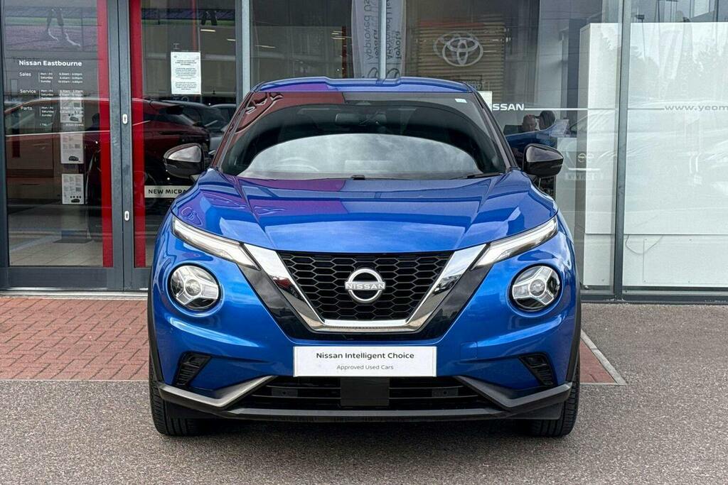 Nissan Juke Tekna Black #8