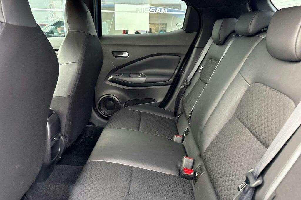 Nissan Juke Tekna Black #17