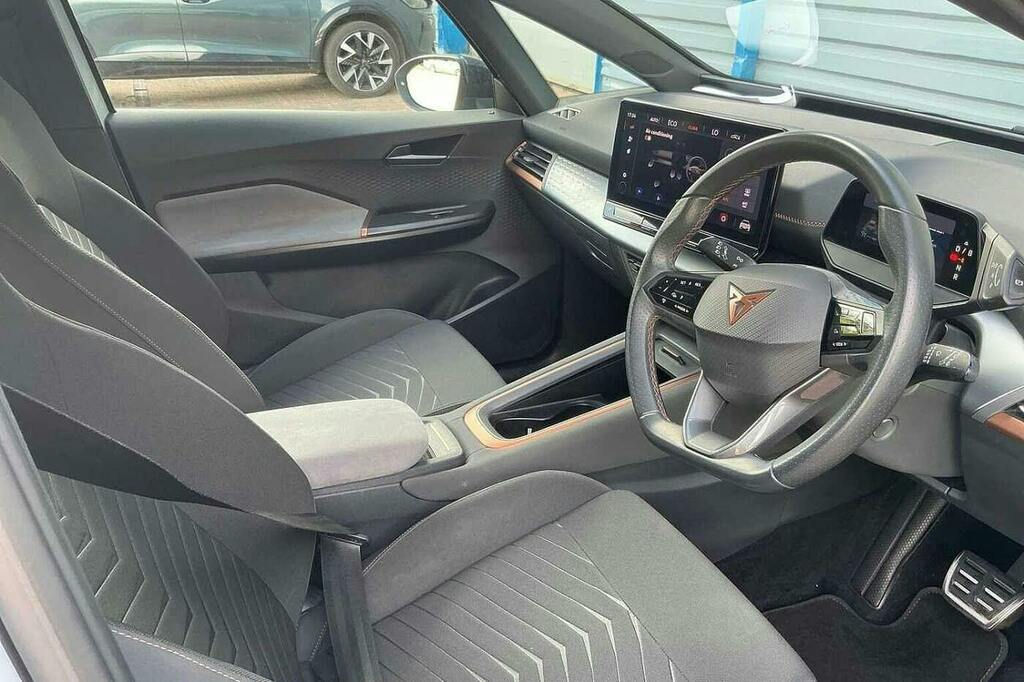 Cupra Born 58Kwh V1 Hatchback White #6