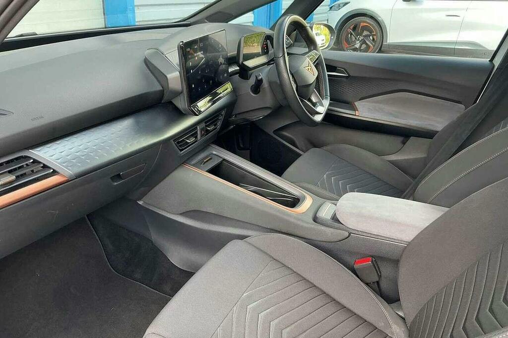 Cupra Born 58Kwh V1 Hatchback White #2
