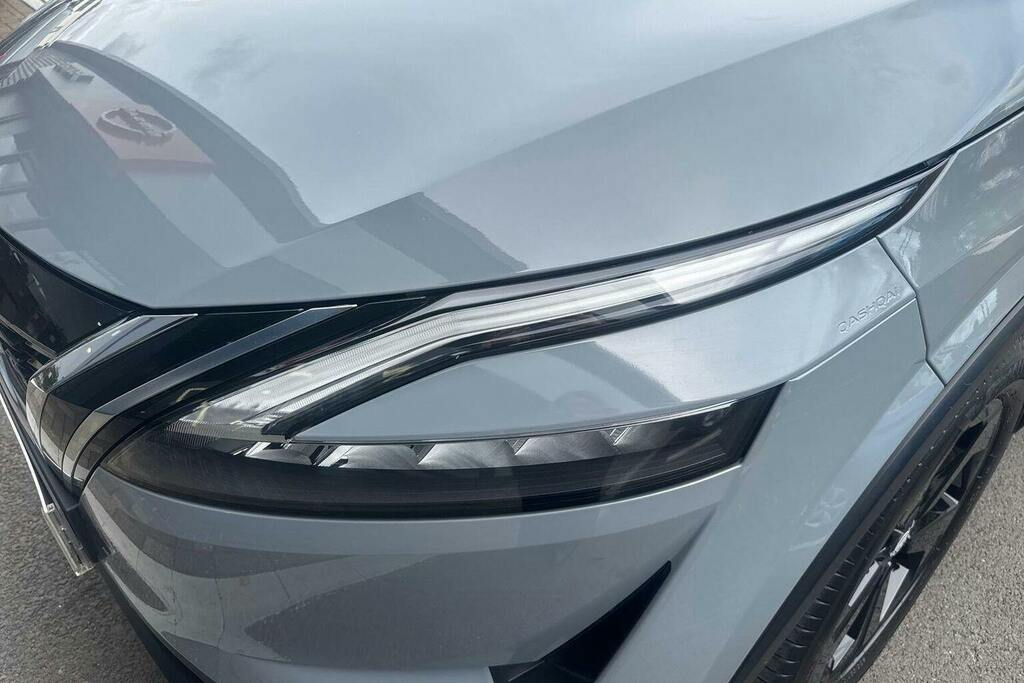 Nissan Qashqai Tekna Silver #25