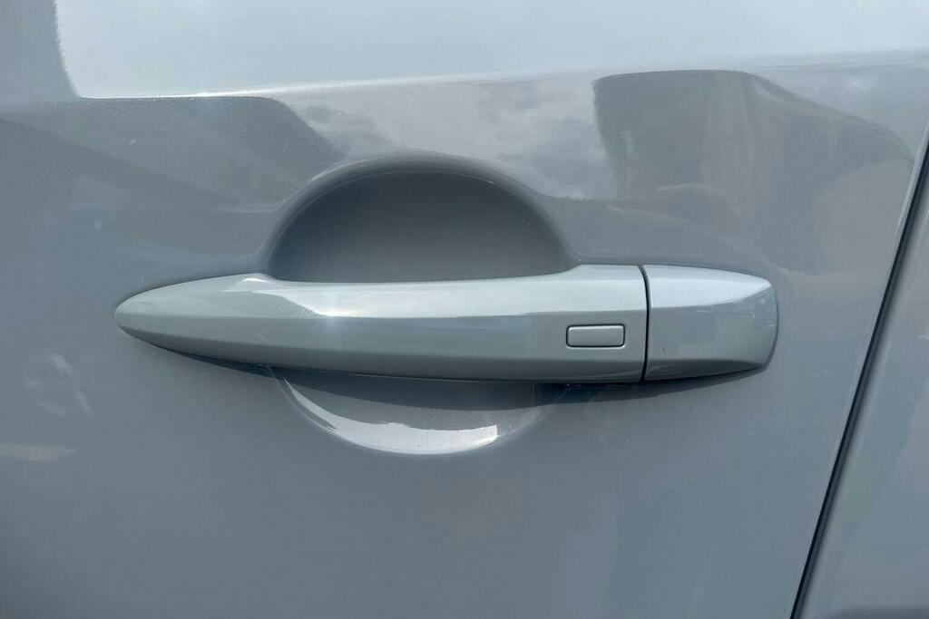 Nissan Qashqai Tekna Silver #23