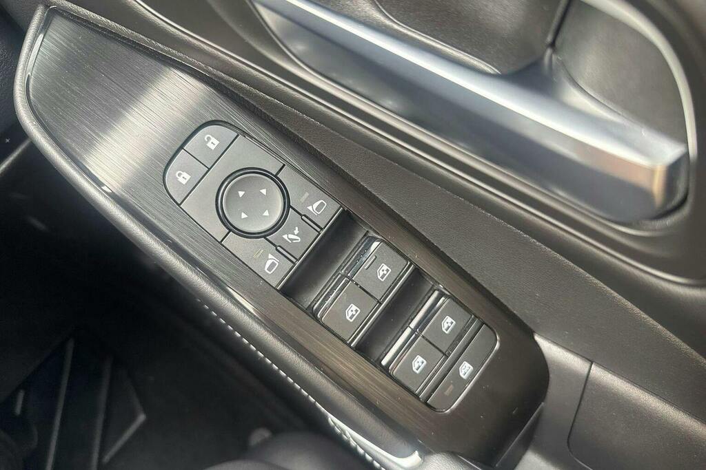Nissan Qashqai Tekna Silver #35