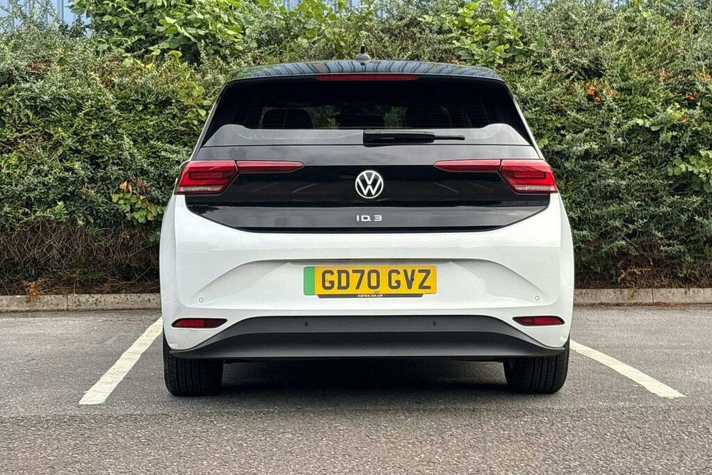 Volkswagen ID.3 Pro Performance 58Kwh Life Hatchback White #4