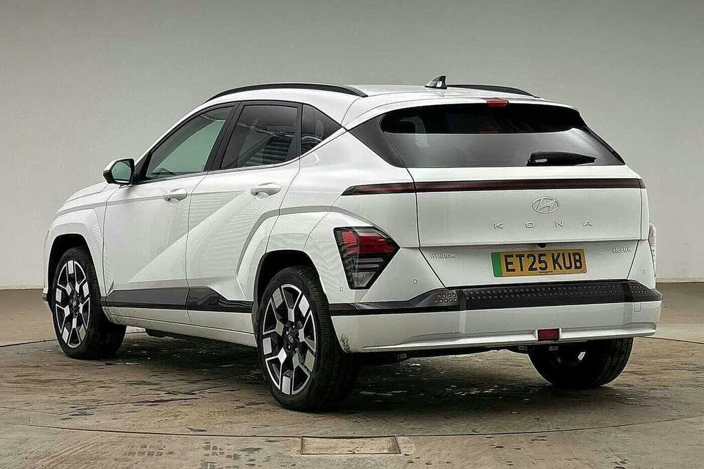 Hyundai Kona 65.4Kwh Ultimate Suv White #2