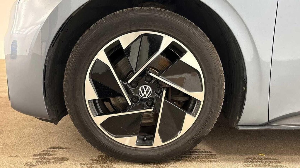 Volkswagen ID.3 Pro Performance 58Kwh Family Hatchback Electri Blue #5