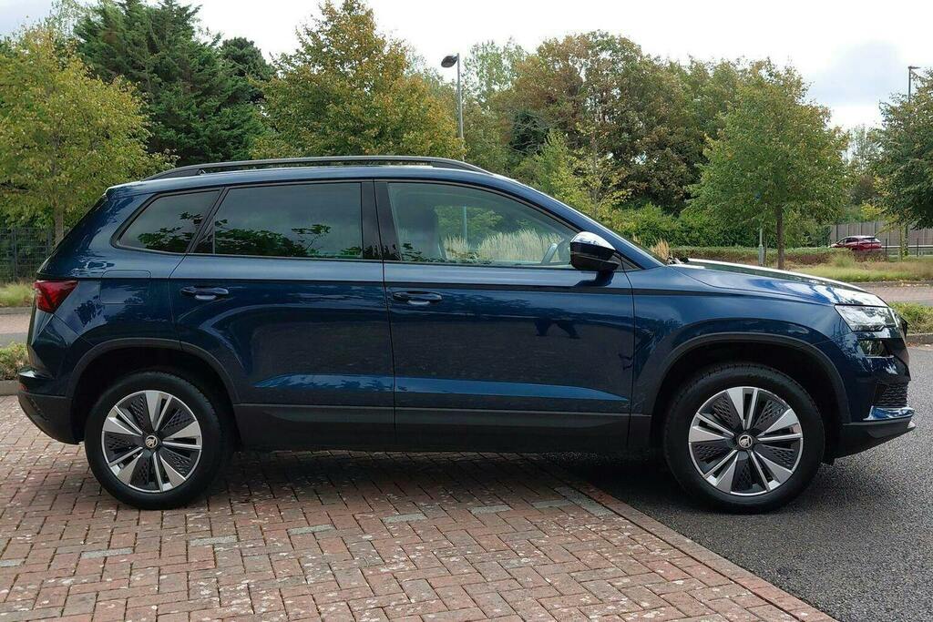Skoda Karoq 1.5 Tsi Act Se Drive Suv Blue #2