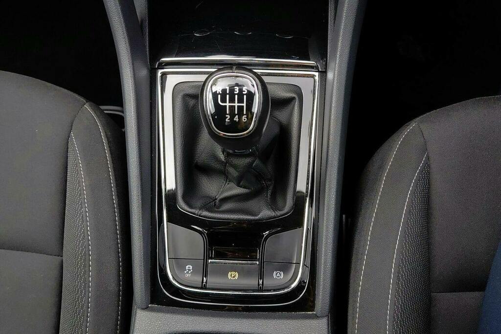 Skoda Karoq 1.5 Tsi Se L Blue #30