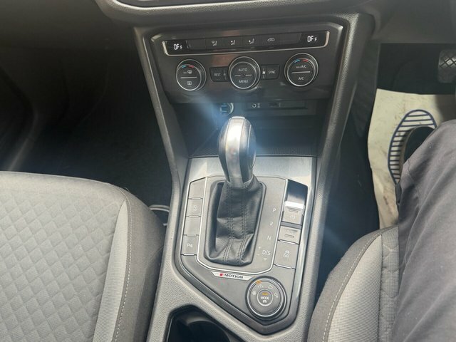 Volkswagen Tiguan 2.0 Tdi Bluemotion Tech Se Navigation Dsg 4Motion White #30