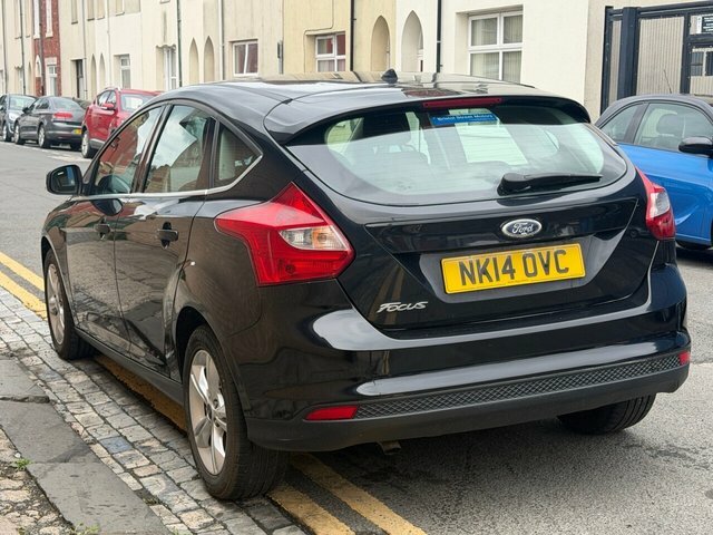 Ford Focus 2014 1.6 Tdci Zetec Hatchback Eu NK14OVC Black #4