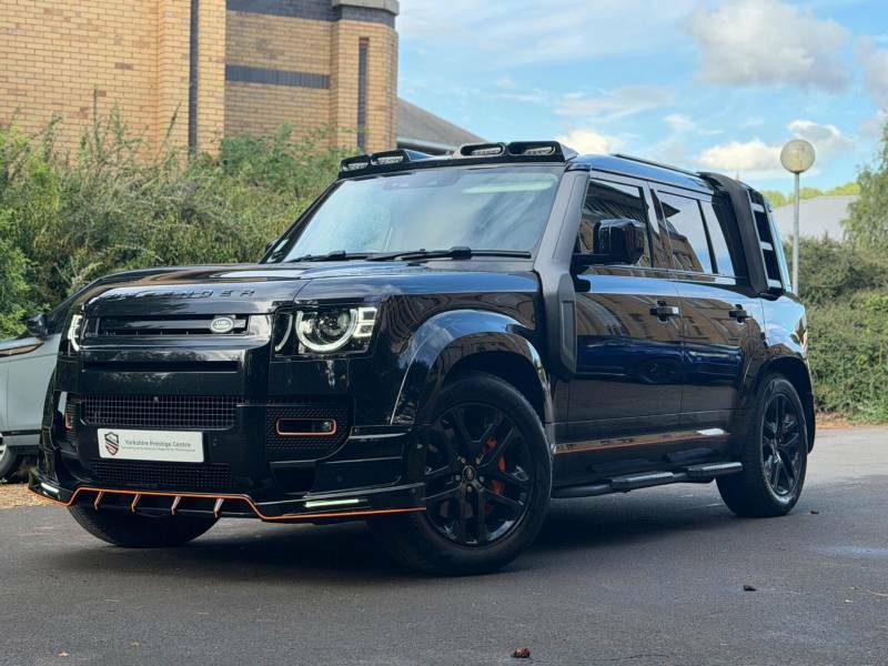 Land Rover Defender 110 3.0 D300 Se 110 7 Seat Black