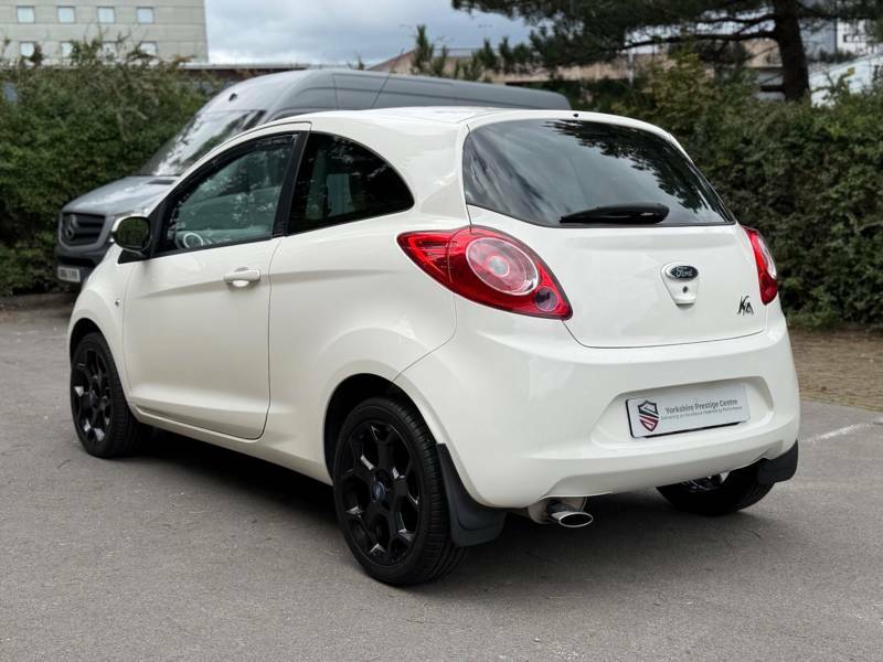 Ford KA 1.2 Zetec White Edition - 2016 65 White #2