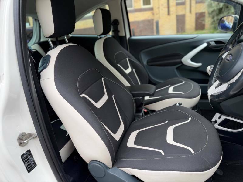 Ford KA 1.2 Zetec White Edition - 2016 65 White #3