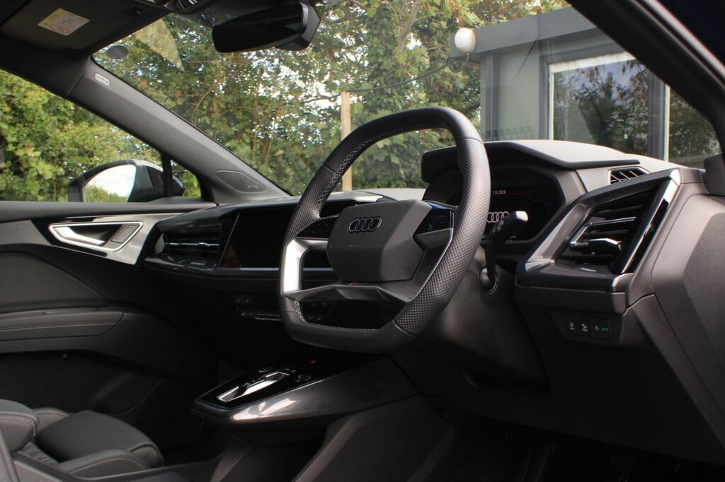 Audi Q4 E Tron 40 Vorsprung Sportback 82Kwh Blue #5