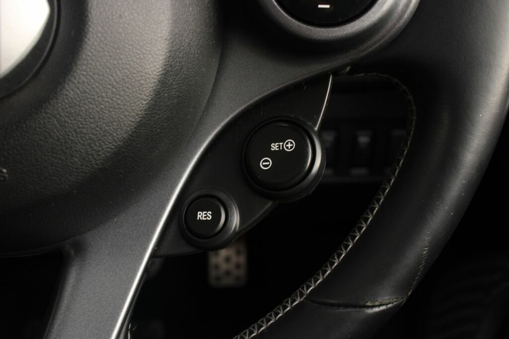 Smart Fortwo Coupe Passion Orange #25