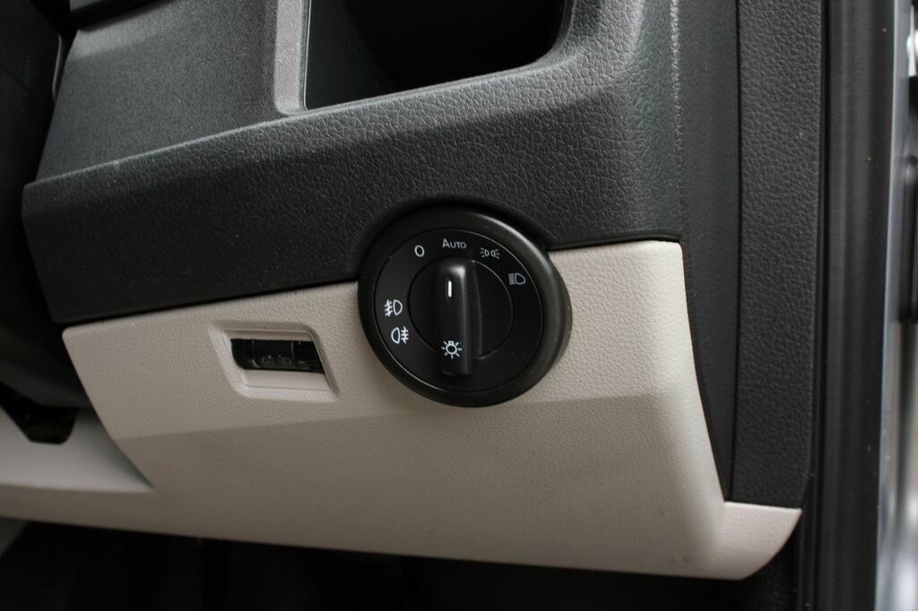 Volkswagen Transporter Combi Silver #28