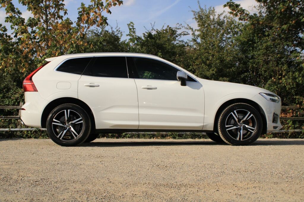 Volvo XC60 2.0 D4 R Design Awd Geartronic White #2