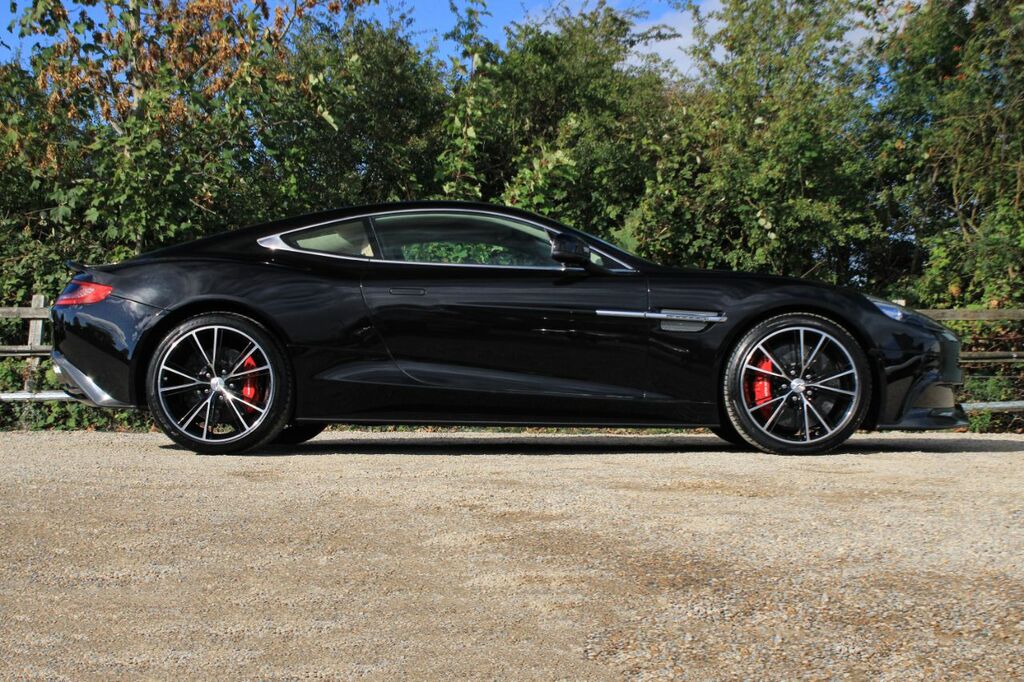 Aston Martin Vanquish 6.0 V12 T-tronicii Euro 5 Black #2