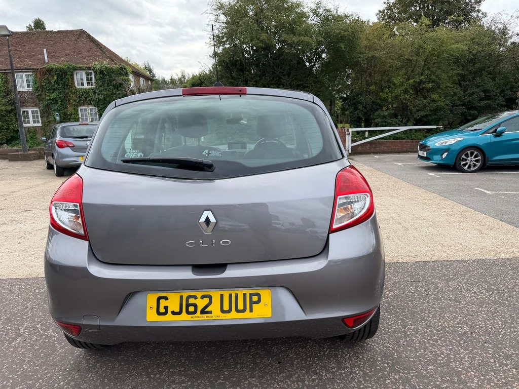 Renault Clio 1.2 16V 75Bhp Dynamique Silver #9