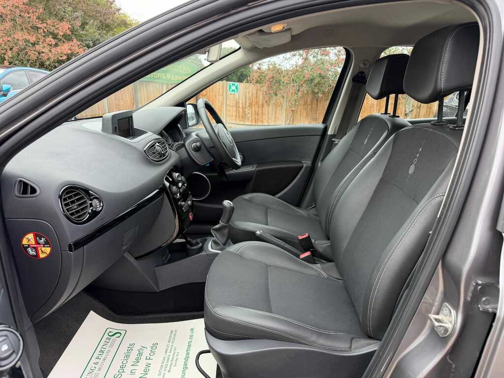 Renault Clio 1.2 16V 75Bhp Dynamique Silver #12