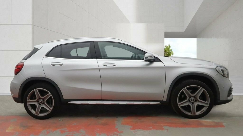 Mercedes-Benz GLA Class 2.1L Amg Line Silver #5