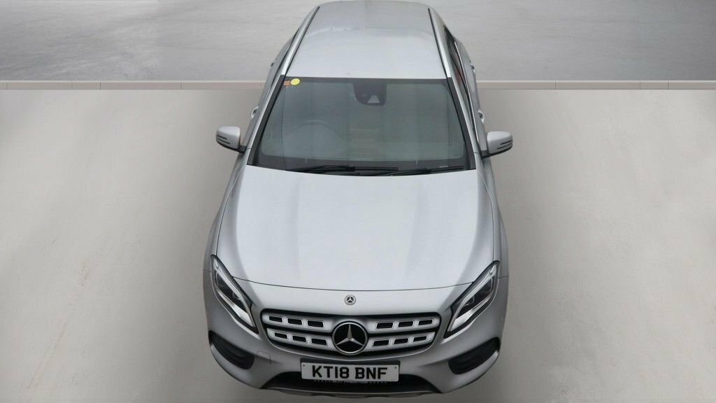 Mercedes-Benz GLA Class 2.1L Amg Line Silver #6