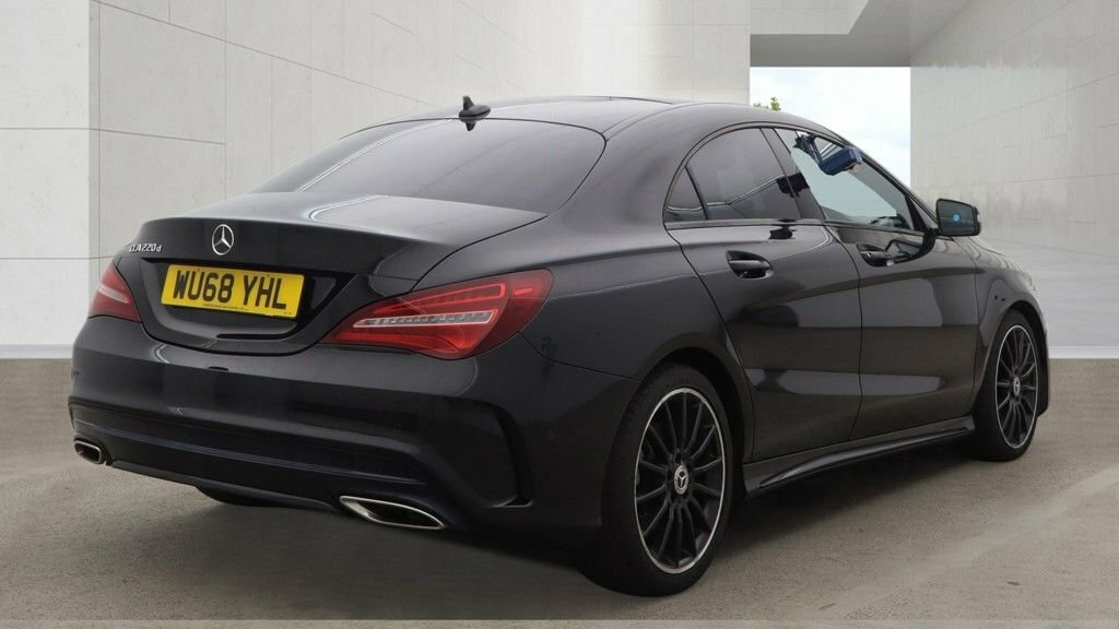 Mercedes-Benz CLA Class 2.1L Amg Line Night Edition Black #4