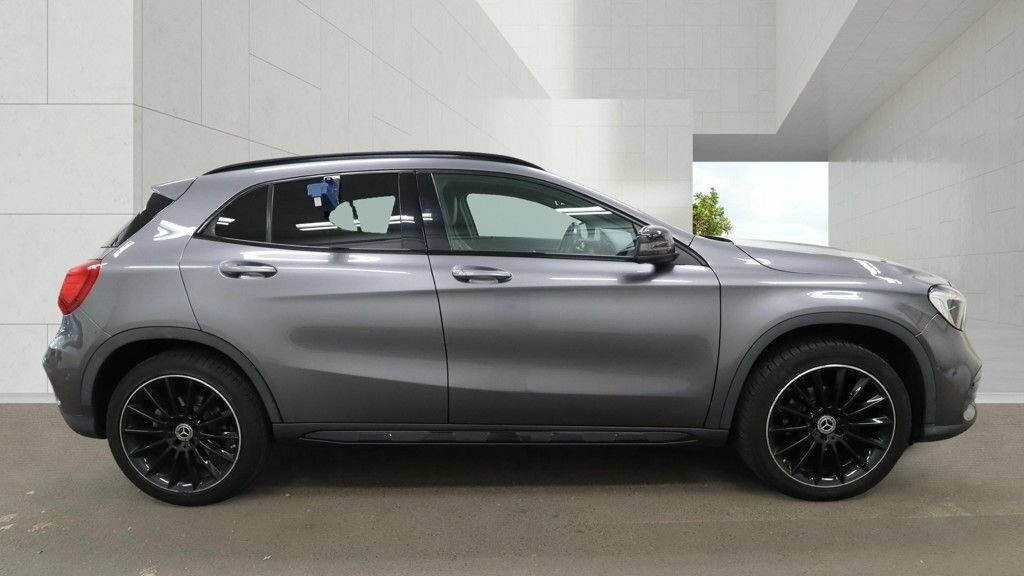 Mercedes-Benz GLA Class 1.6L Amg Line Grey #4