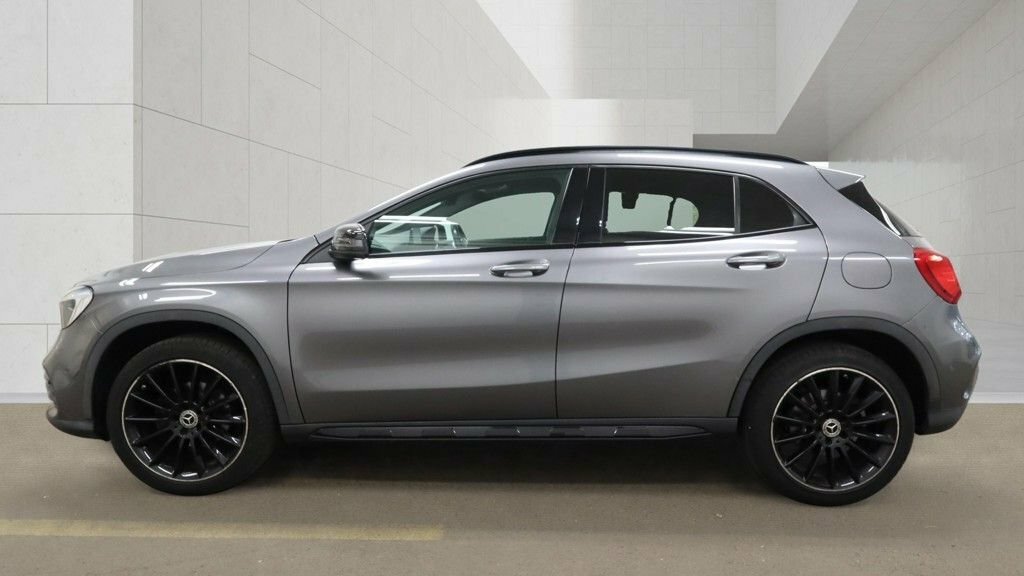 Mercedes-Benz GLA Class 1.6L Amg Line Grey #5