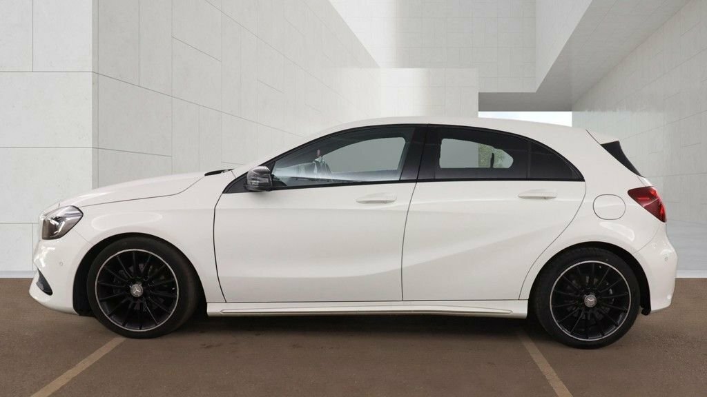 Mercedes-Benz A Class 1.6L Amg Line White #5