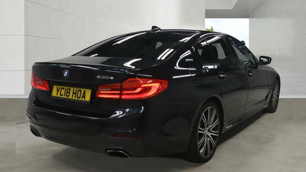 BMW 5 Series 2L M Sport Black #4