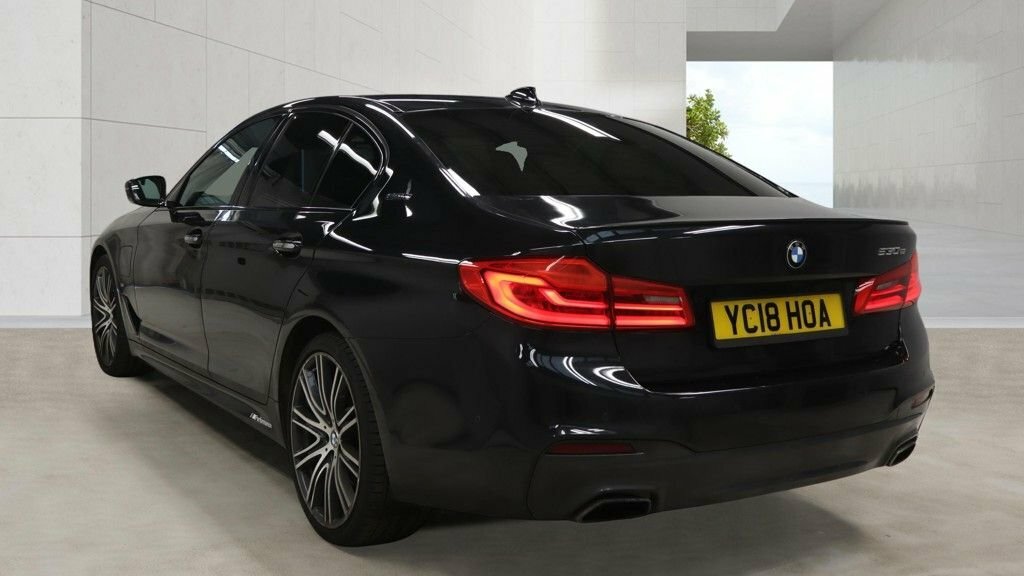 BMW 5 Series 2L M Sport Black #3