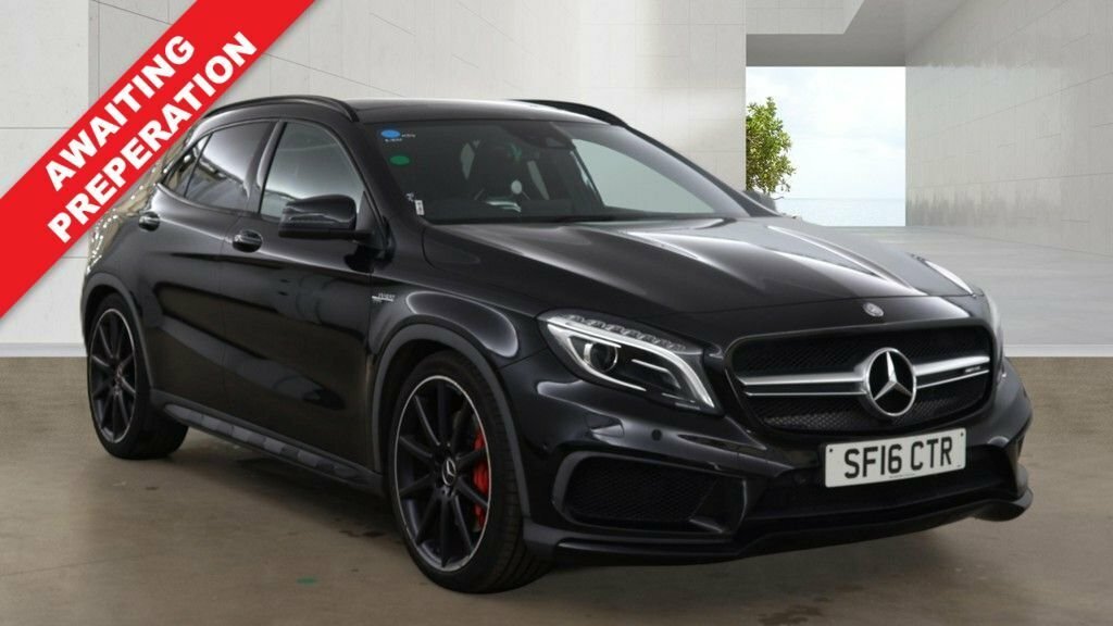Mercedes-Benz GLA Class 2L Amg Black