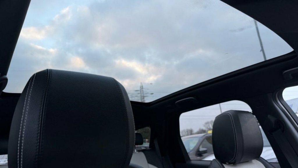 Land Rover Discovery Sport Se Tech Red #16