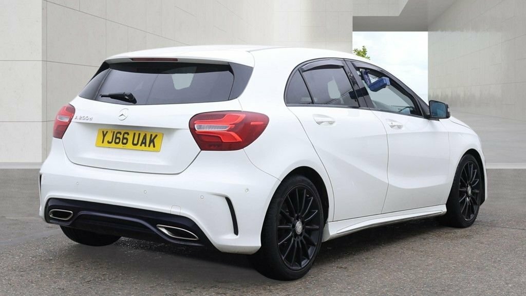 Mercedes-Benz A Class 2.1L Amg Line White #4