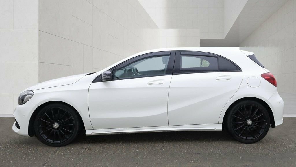 Mercedes-Benz A Class 2.1L Amg Line White #6