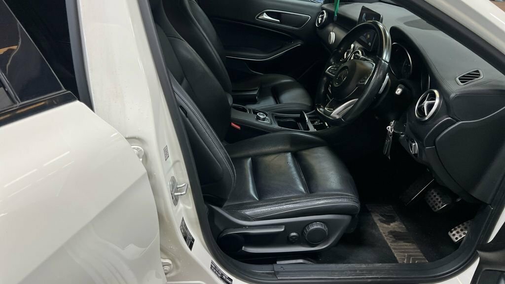 Mercedes-Benz A Class A45 Amg 4Matic White #11
