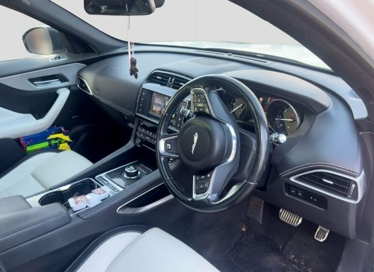 Jaguar F-Pace 2L R-sport White #5