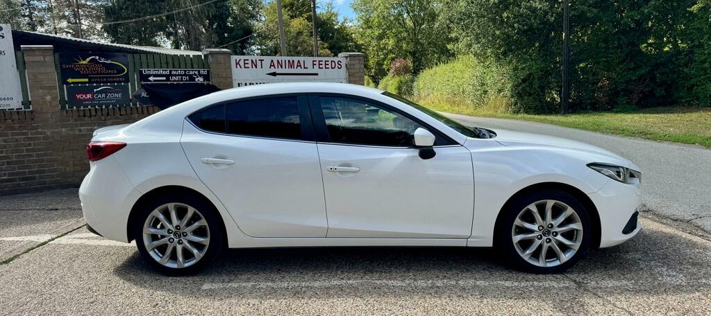 Mazda 3 2.2 Skyactiv-d Sport Nav Fastback White #4