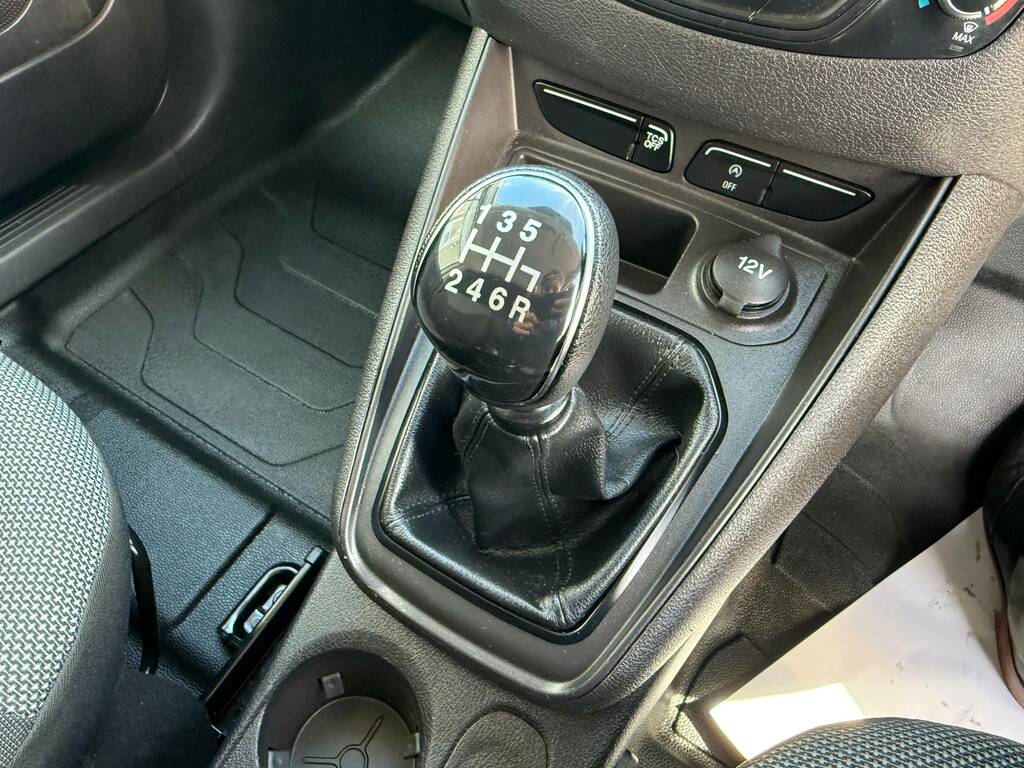 Ford Transit Courier 1.0 Ecoboost Limited Van 6 Speed  #11