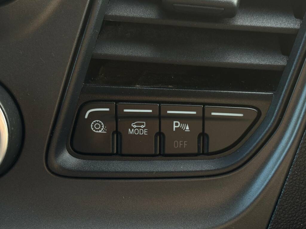 Ford Transit Custom 2.0 Ecoblue 130Ps Low Roof Trail Van White #16
