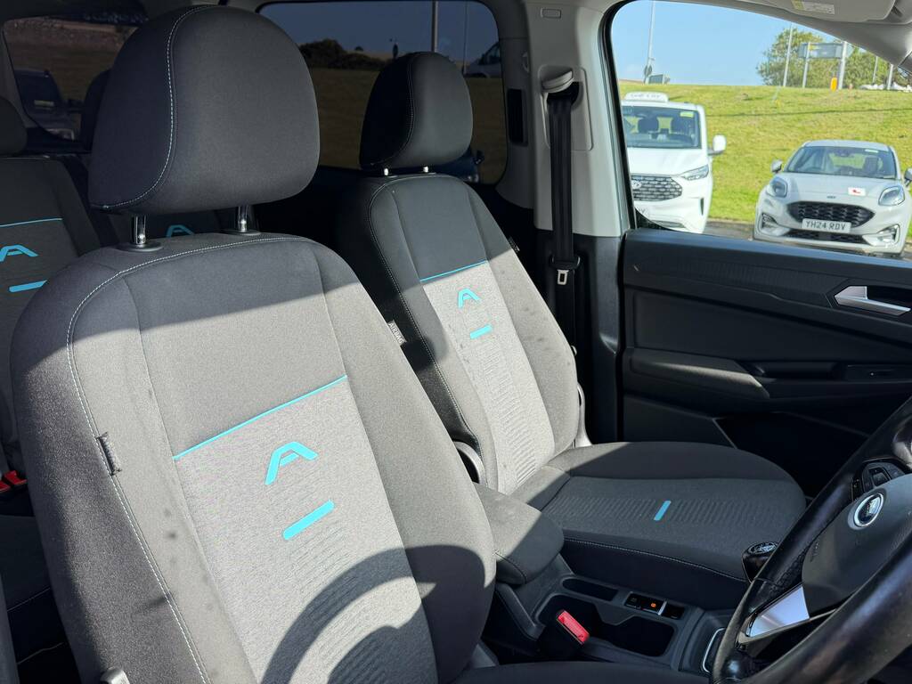 Ford Tourneo Connect 2.0 Ecoblue 120 Titanium Blue #19
