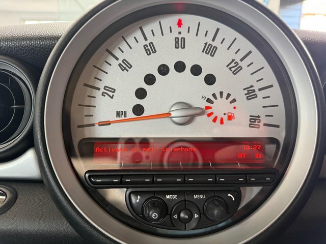 Mini Hatch 1.6 One D Euro Orange #5