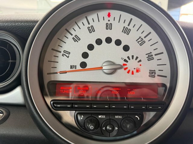 Mini Hatch 1.6 One D Euro Orange #6